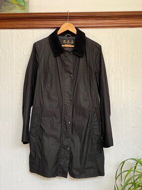 Classic summer weight black Barbour jacket - size 12 US or size 10 US